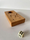 Freiwurf 6 Würfelspiel aus Eiche - Holzatelier TheobaldHolzatelier TheobaldMit Deckel