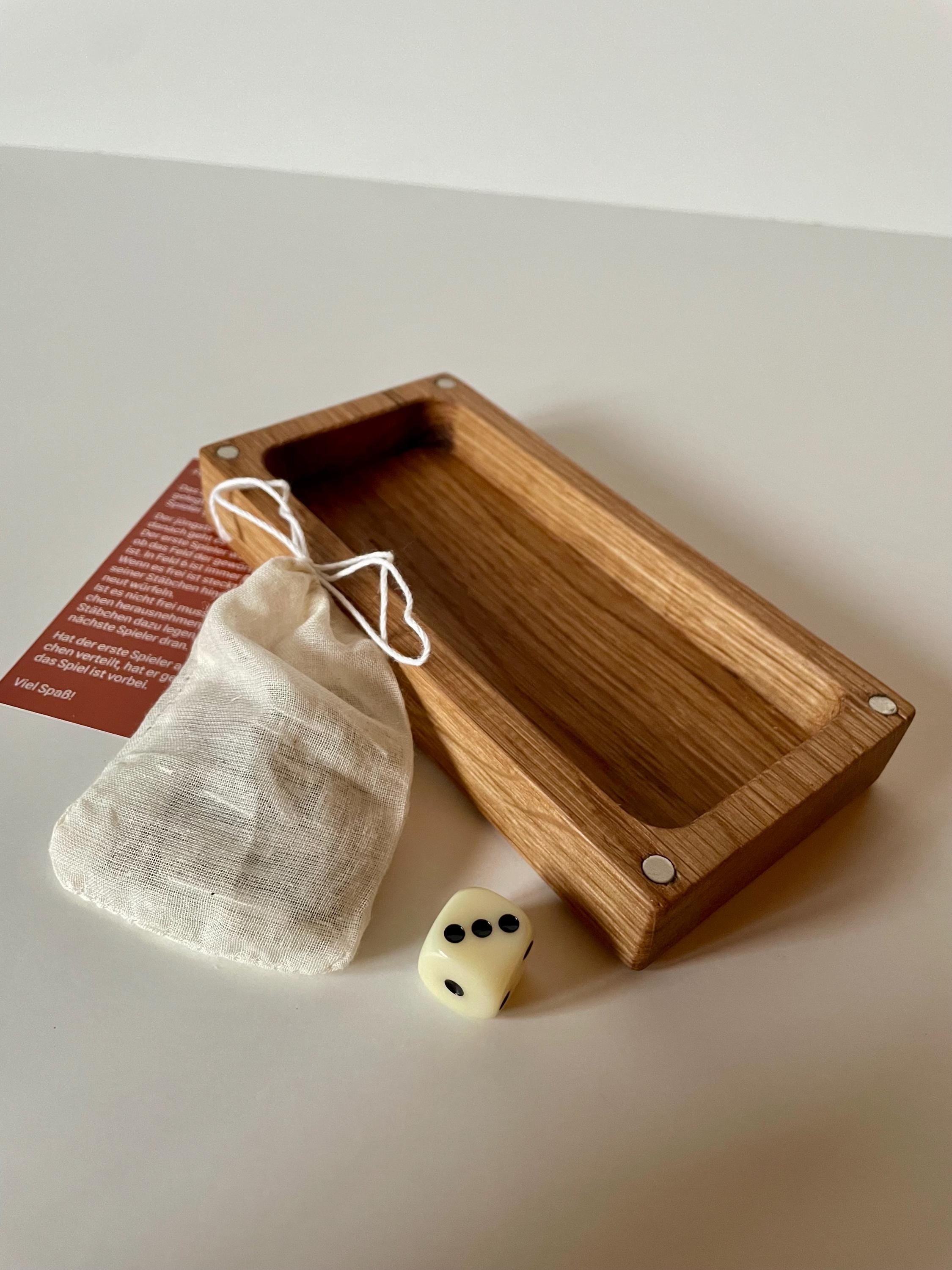 Freiwurf 6 Würfelspiel aus Eiche - Holzatelier TheobaldHolzatelier TheobaldMit Deckel