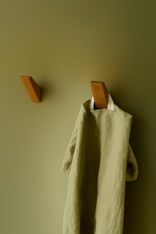 Wandhaken Eiche in Dreieckform - Holzatelier TheobaldHolzatelier Theobald