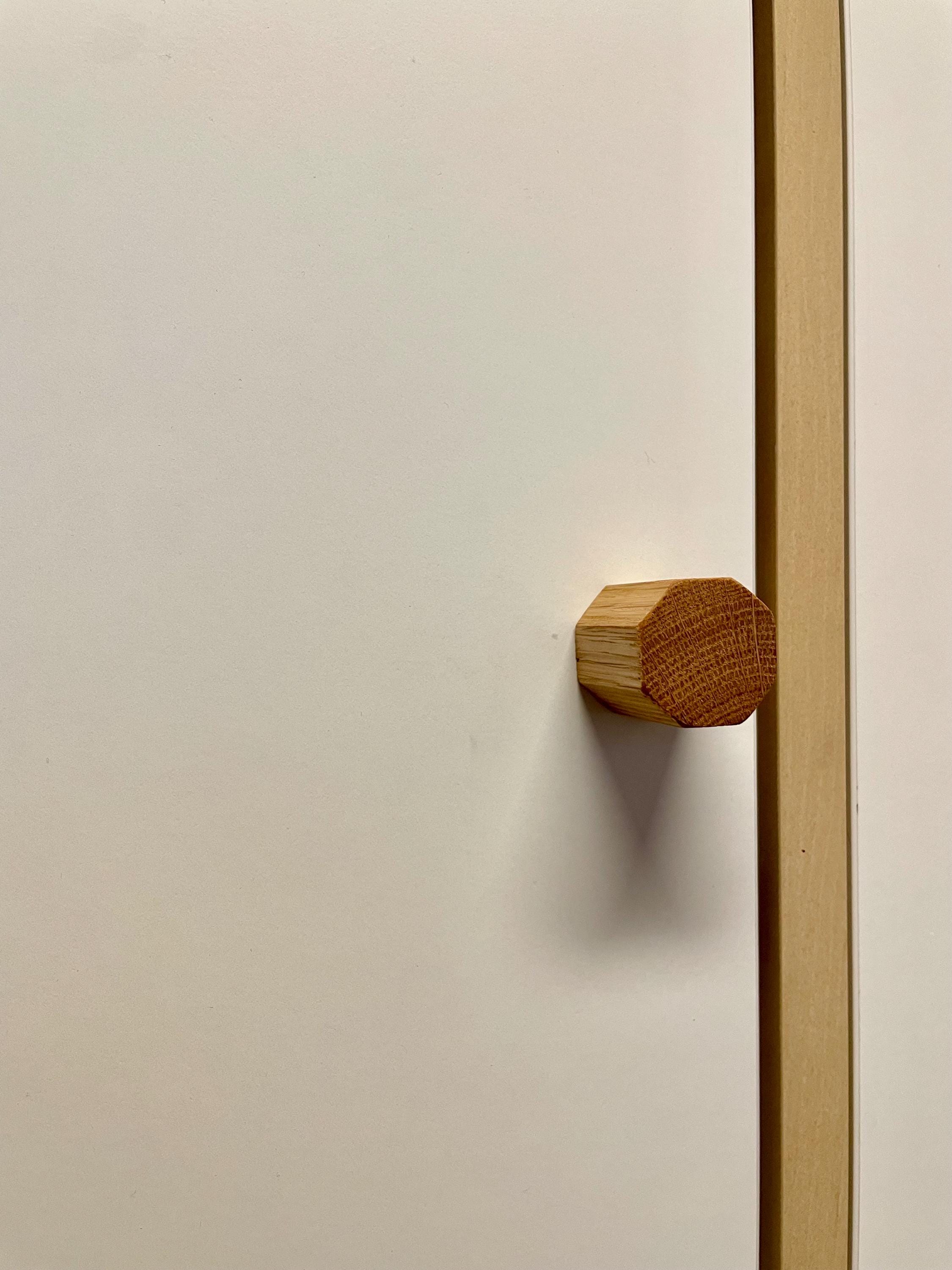 Möbelgriffe aus Eiche achteckig groß - Holzatelier TheobaldHolzatelier Theobald