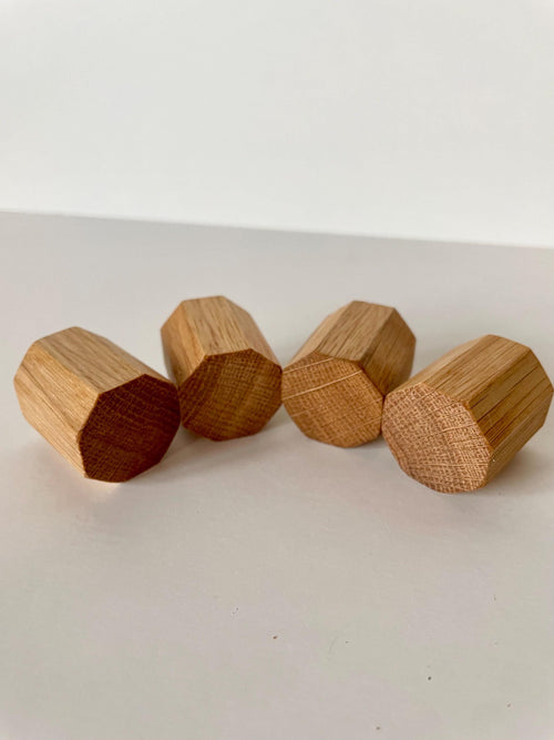 Möbelgriffe aus Eiche achteckig groß - Holzatelier TheobaldHolzatelier Theobald