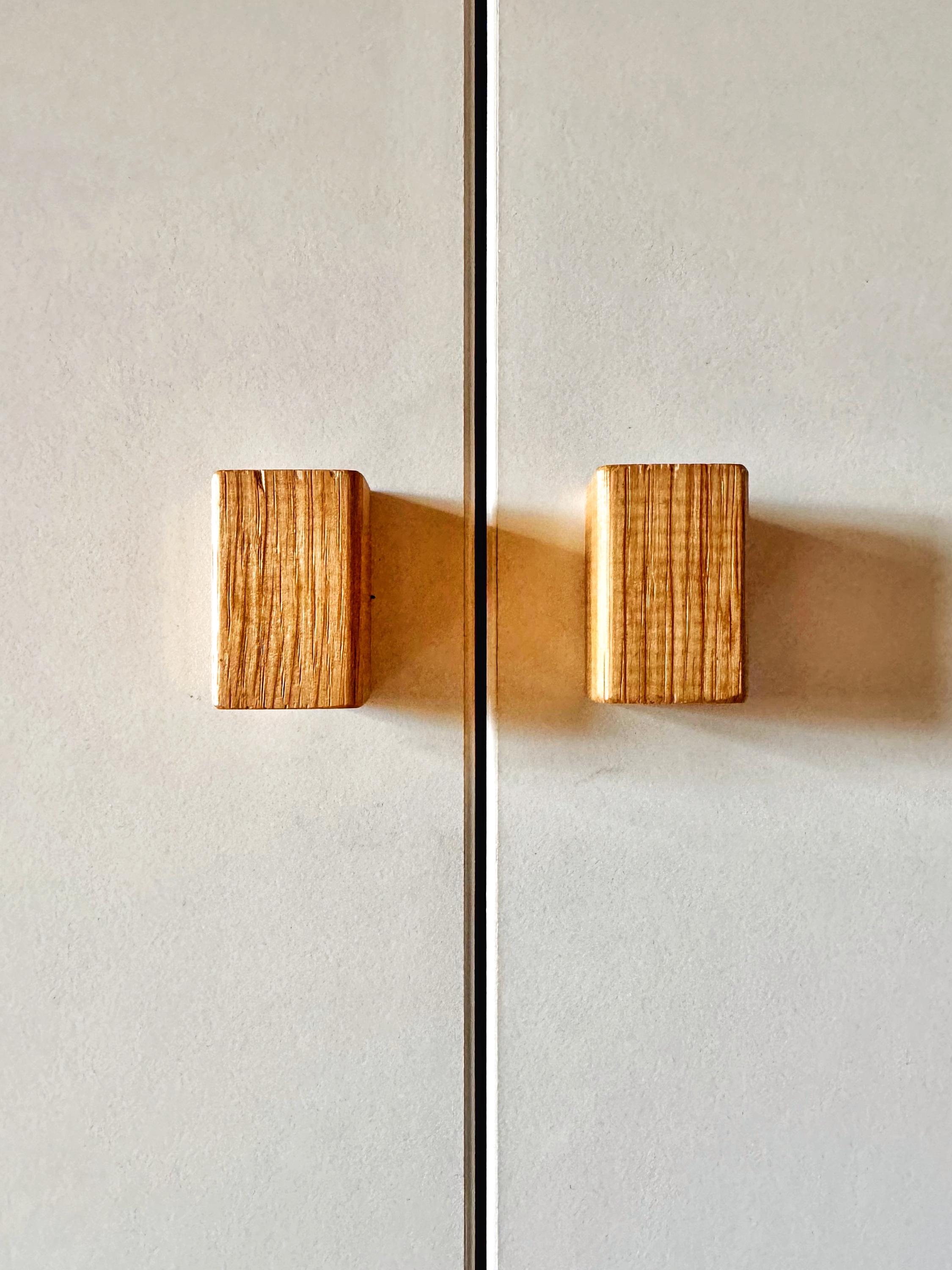 Möbelknopf Eiche in L - Form - Holzatelier TheobaldHolzatelier Theobald
