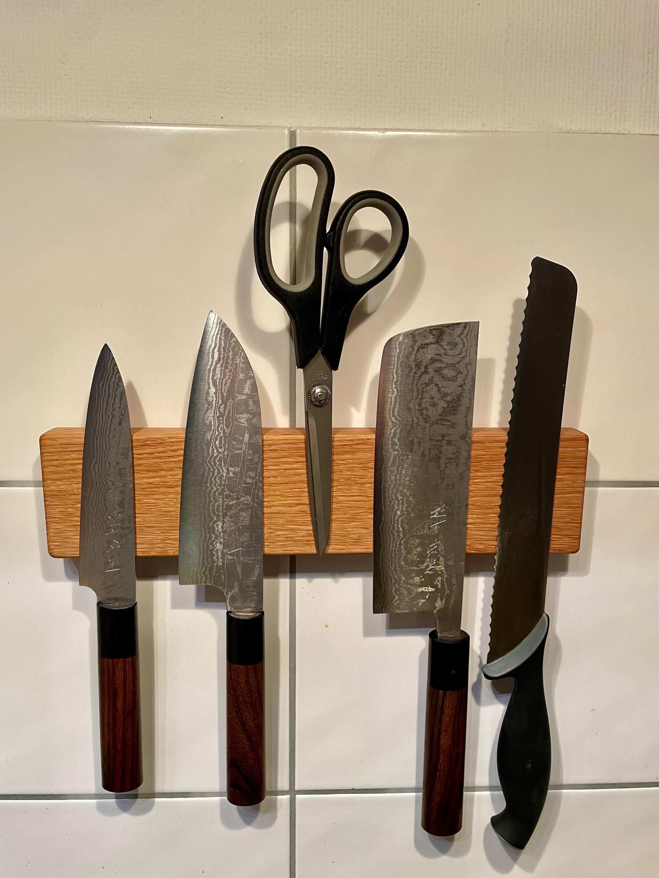 Magnetische Messerleiste aus Eiche – Stilvolles Küchenaccessoire aus Echtholz - Holzatelier TheobaldHolzatelier Theobald200mm