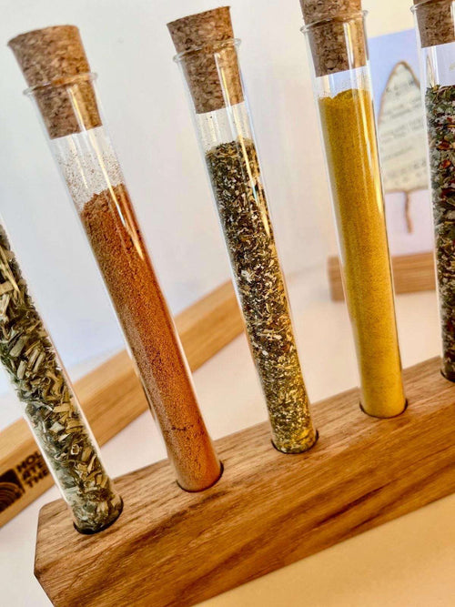 Gewürzregal aus Eiche - Holzatelier TheobaldHolzatelier Theobald5