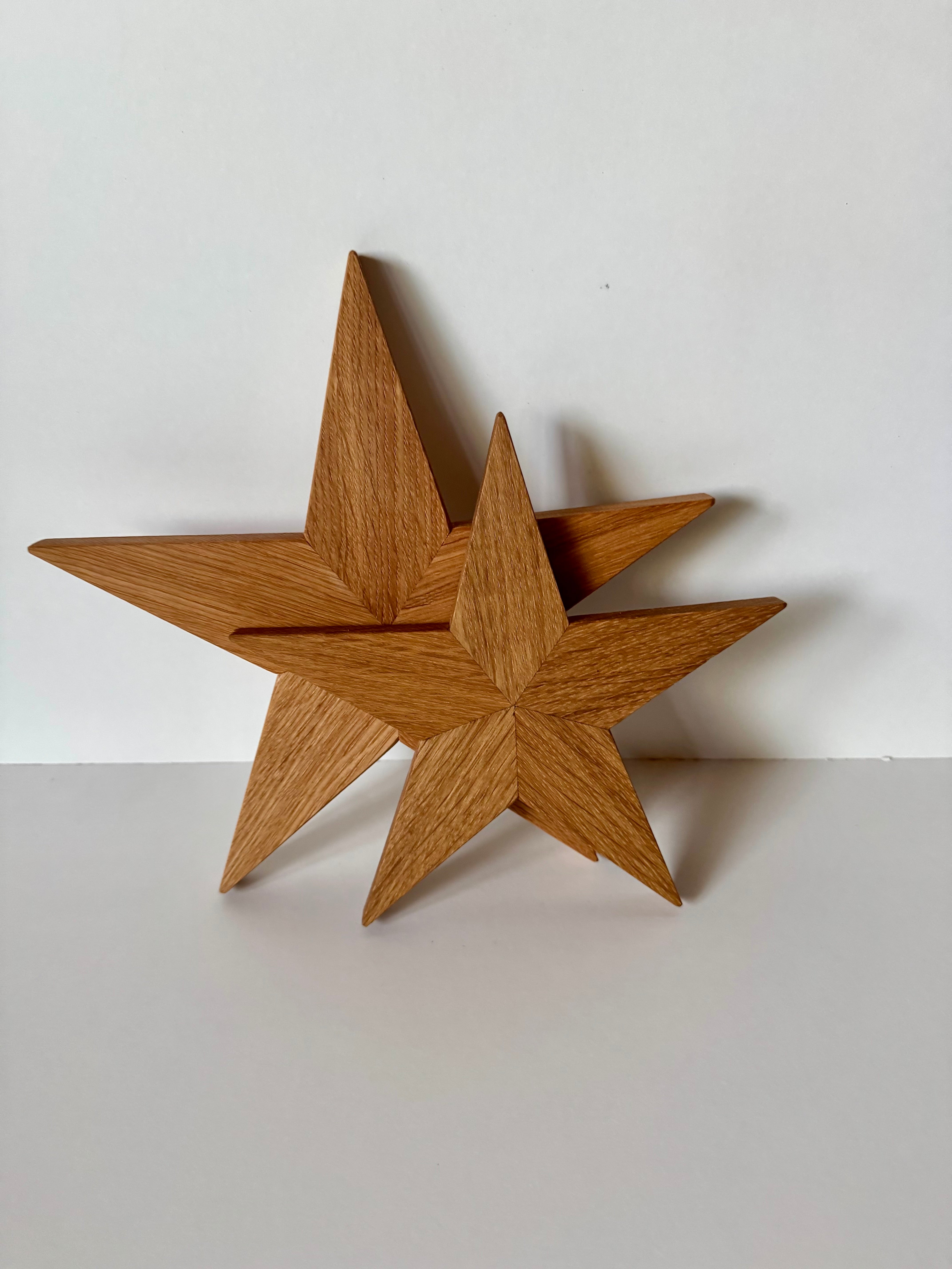 Holzsterne aus Eiche - Holzatelier TheobaldHolzatelier TheobaldGroß (215mm) Geölt