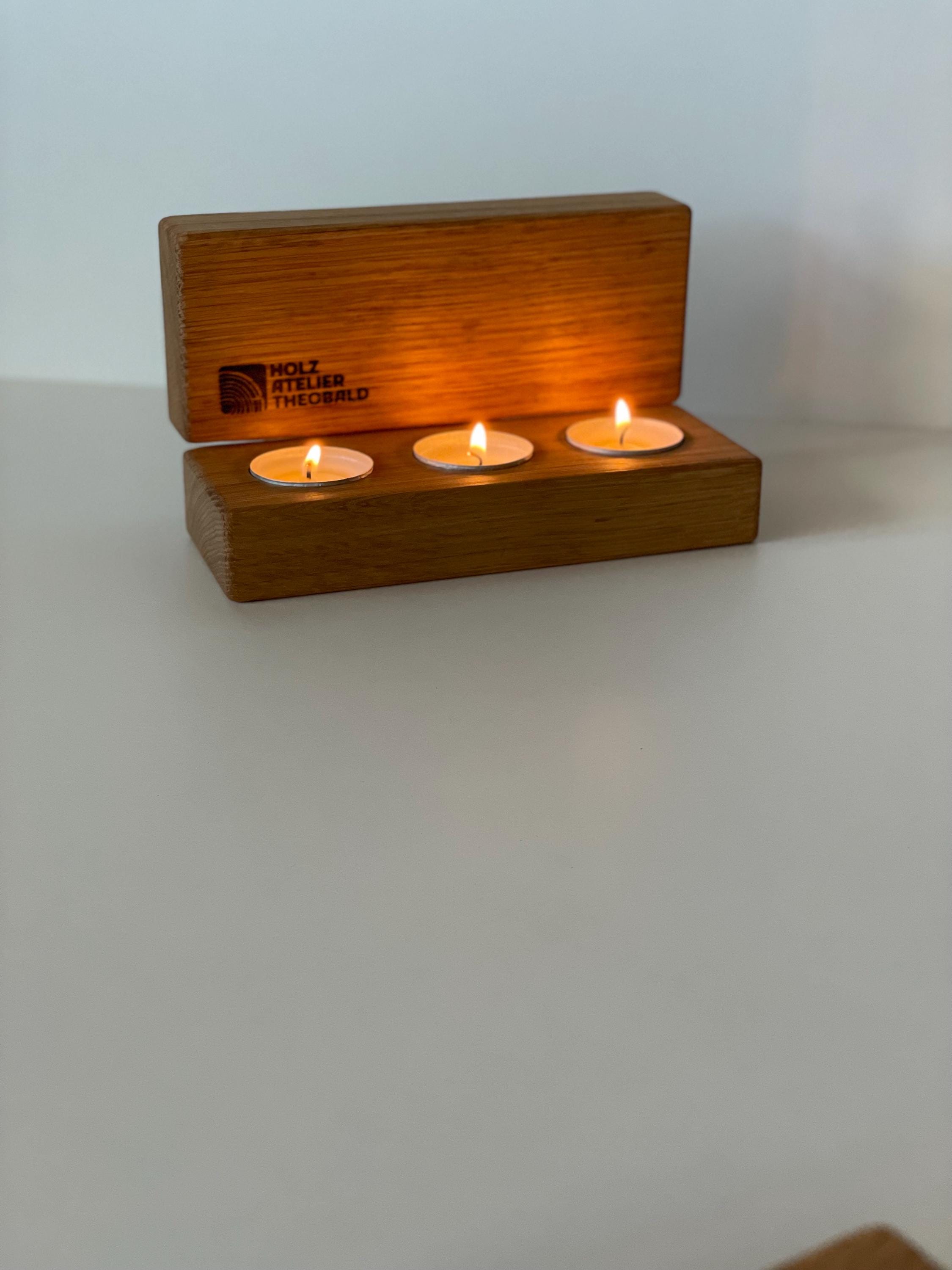 Teelichthalter aus Eiche - Holzatelier TheobaldHolzatelier Theobald180mm, für 3 Kerzen