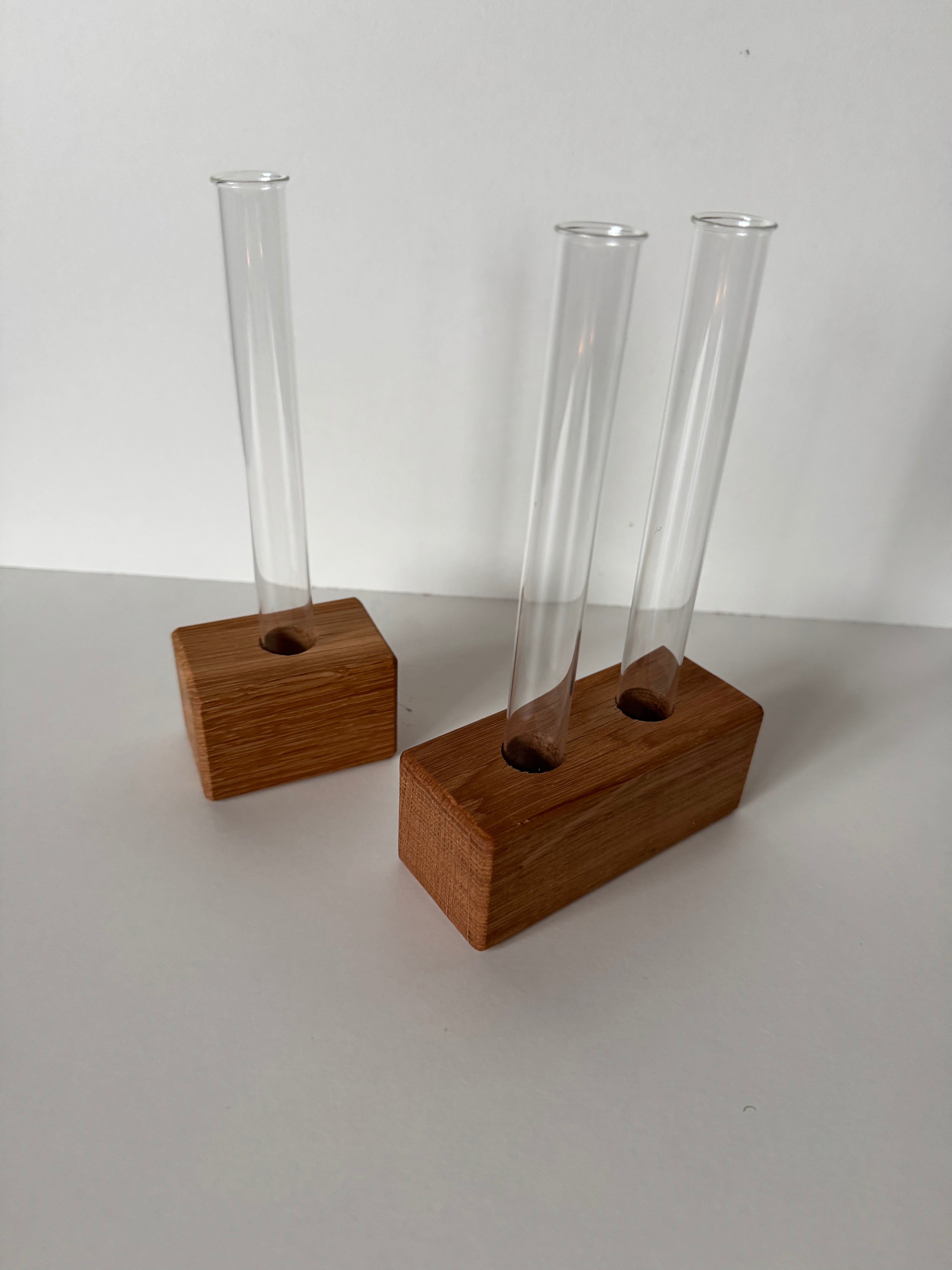 Florablock Vase Eiche mit Reagenzglas - Holzatelier TheobaldHolzatelier Theobald1 Reagenzglas