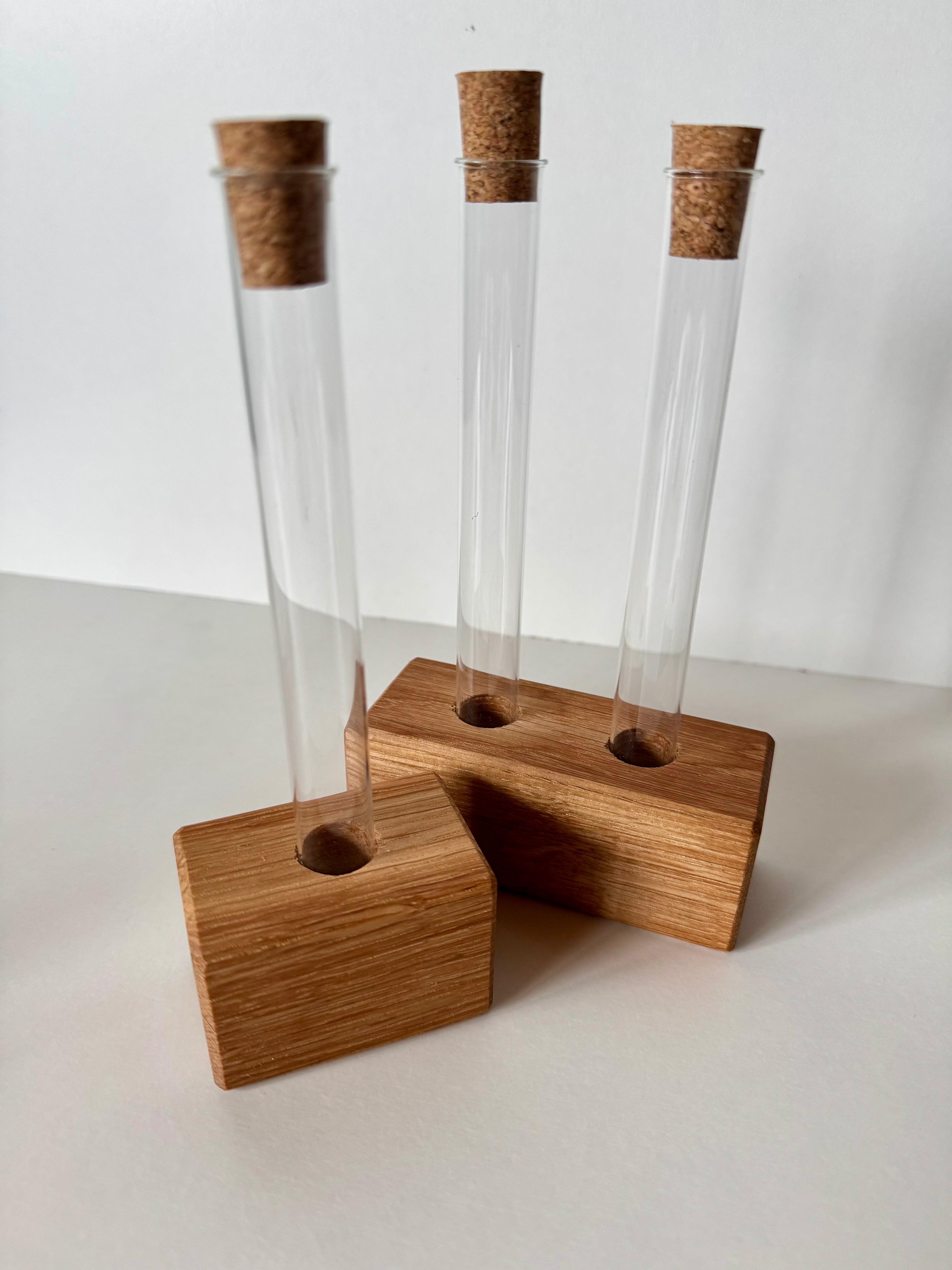 Florablock Vase Eiche mit Reagenzglas - Holzatelier TheobaldHolzatelier Theobald1 Reagenzglas
