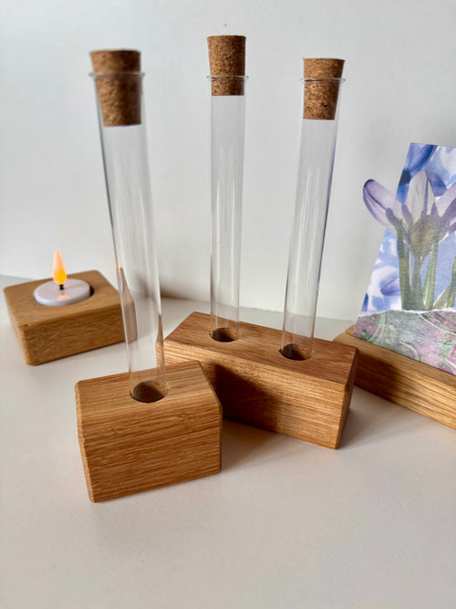 Florablock Vase Eiche mit Reagenzglas - Holzatelier TheobaldHolzatelier Theobald1 Reagenzglas
