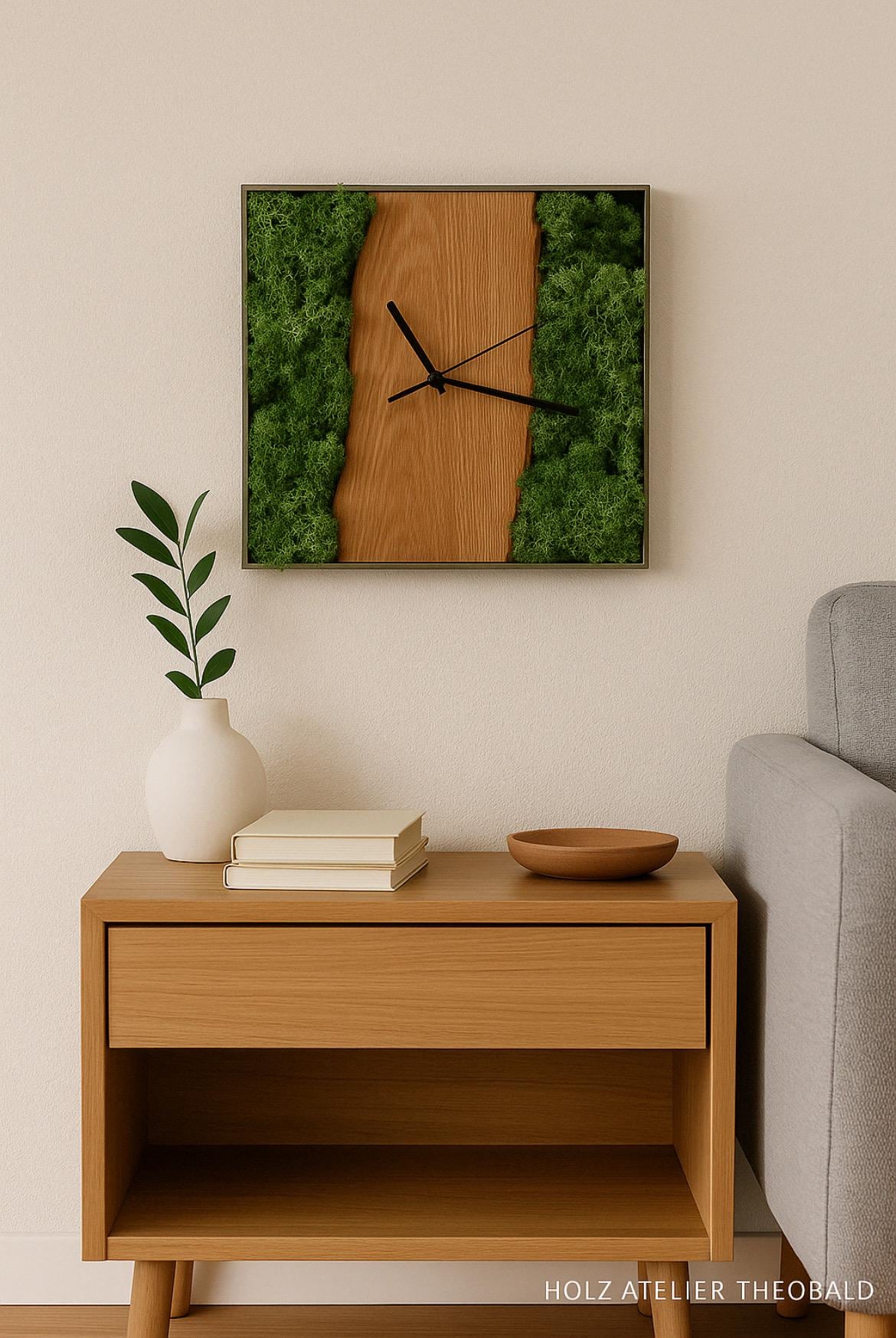 Wanduhr natürliches Moos & Eiche
