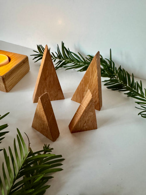 Holz Weihnachtsbäume aus Eiche - Holzatelier TheobaldHolzatelier Theobald