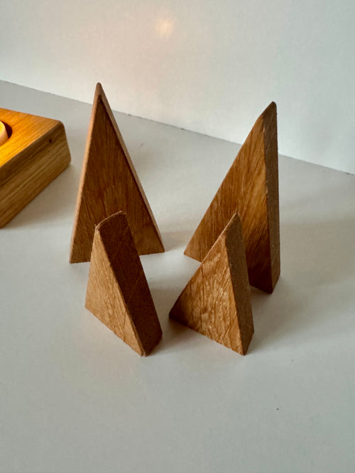 Holz Weihnachtsbäume aus Eiche - Holzatelier TheobaldHolzatelier Theobald